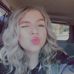 Meet your Posher, Jade